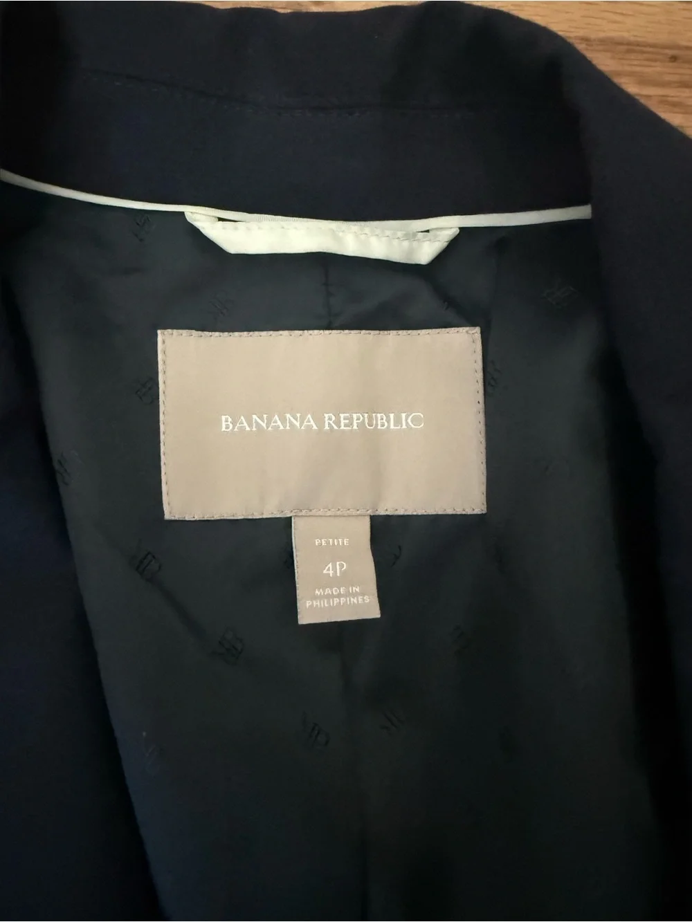 Banana Republic Navy Tailored Women's Blazer - Picture 2 of 3
